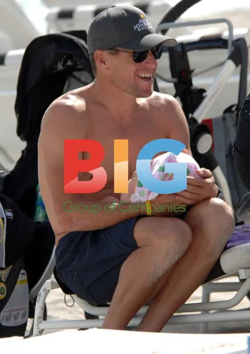 Lance Armstrong and family at the beach