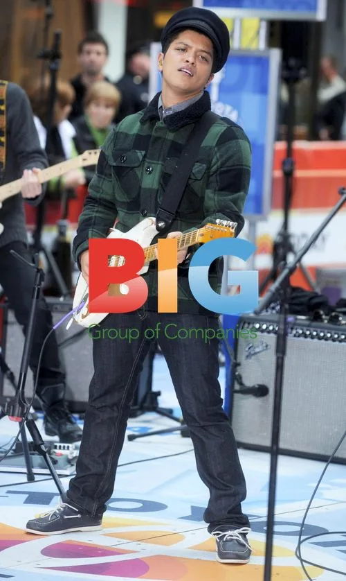 Bruno Mars Performs on Today Show