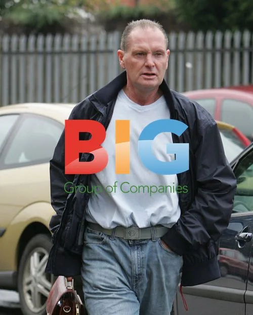 Paul Gascoigne spotted out in baggy jeans