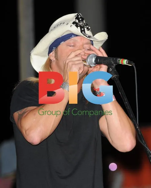 Bret Michaels at Dolphins vs Patriots NFL Game