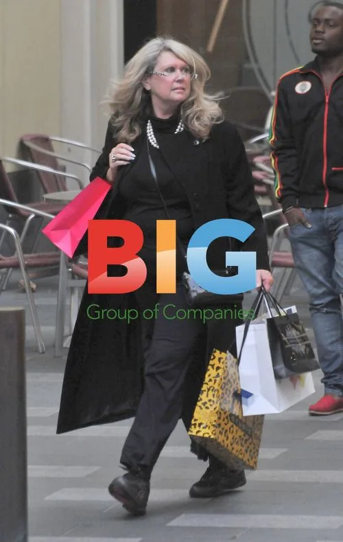 Les Dawson's Family Shopping Trip