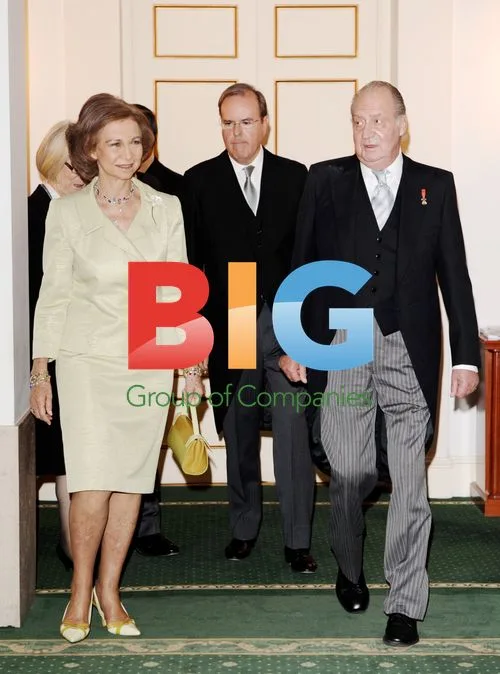King Carlos and Queen Sofia at Royal Academy