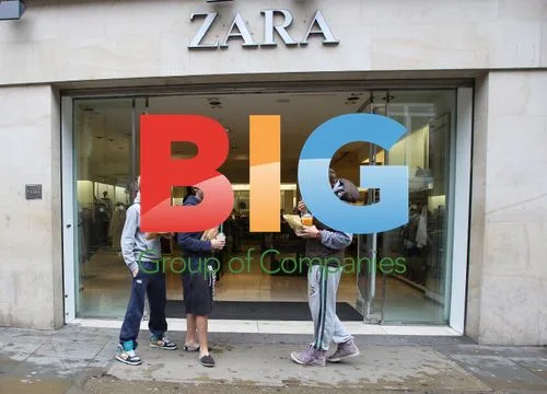 1D Grab Starbucks in London