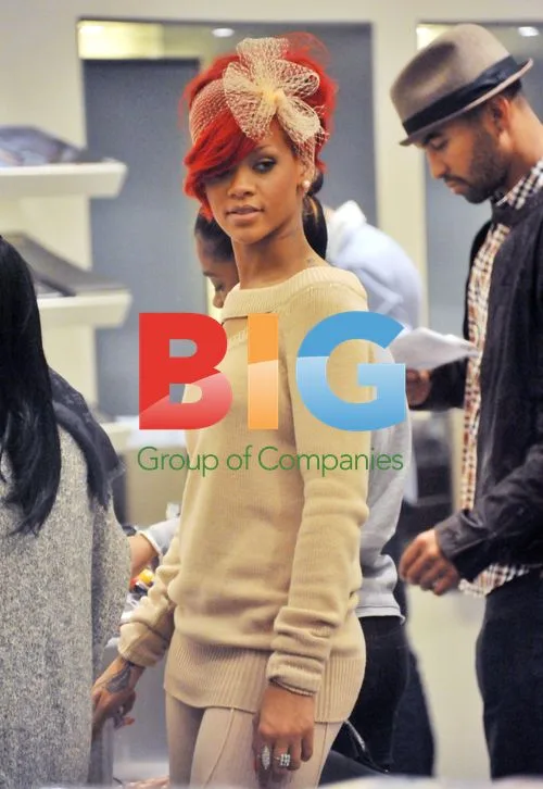 Rihanna Goes Shopping with Boyfriend in Paris