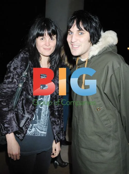 Alison Mosshart and Noel Fielding at Art Of Giving event