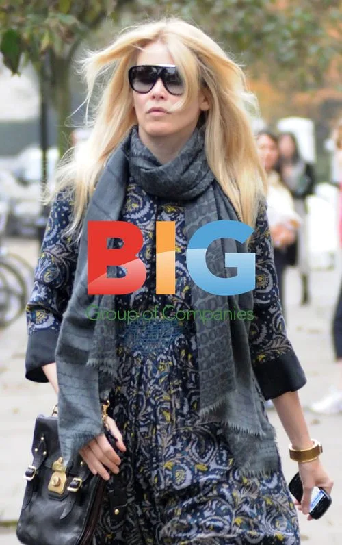 Claudia Schiffer School Run