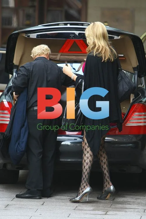Rod Stewart and Penny Lancaster Clinic Visit