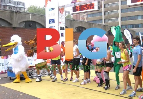 Celebs Pose at Royal Park Marathon