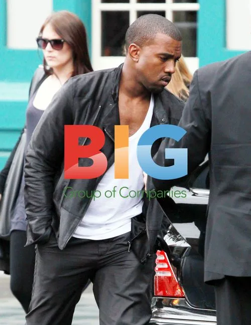 Kanye West Arrives in Sydney