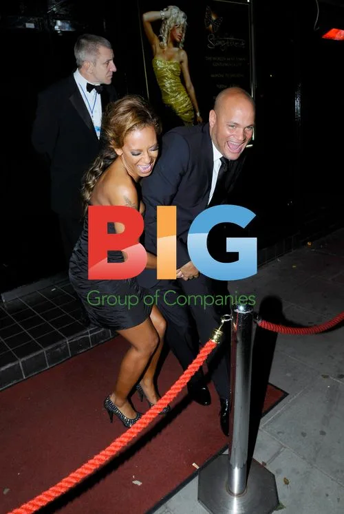 Mel B Grabs Stephen Belafonte's Crotch