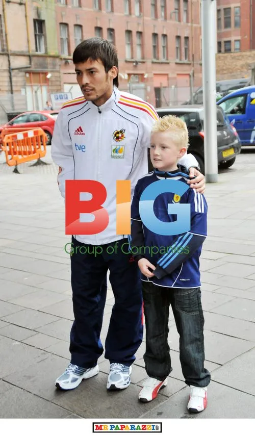 Spanish Squad in Glasgow Ahead of Match