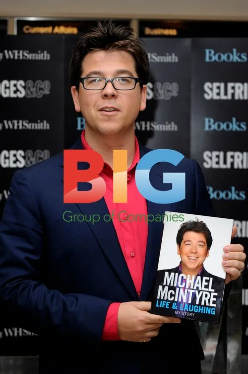 Michael McIntyre Signing Book at Selfridges