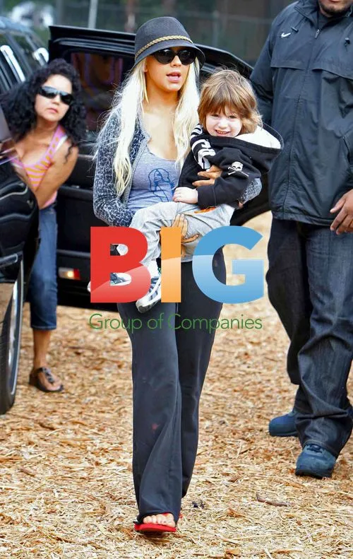 Christina Aguilera and Son at Pumpkin Patch