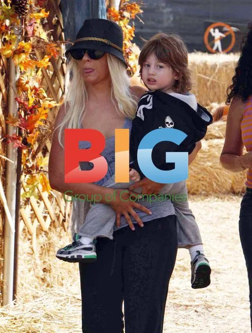 Christina Aguilera and Son Max at Pumpkin Patch