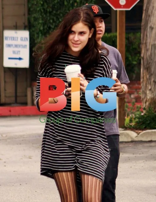 Tallulah Willis Grabs Coffee in Beverly Hills