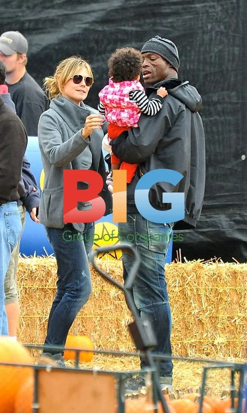 Heidi Klum and Seal with Kids at Pumpkin Patch
