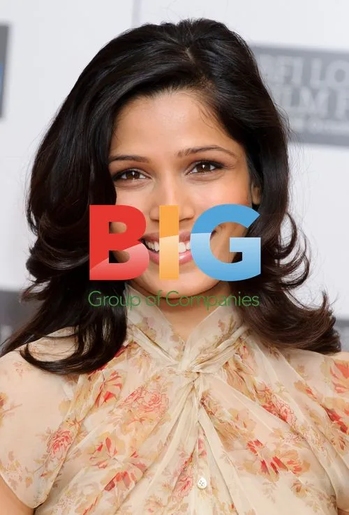 Rula Jebreal and Freida Pinto at "Miral" photocall