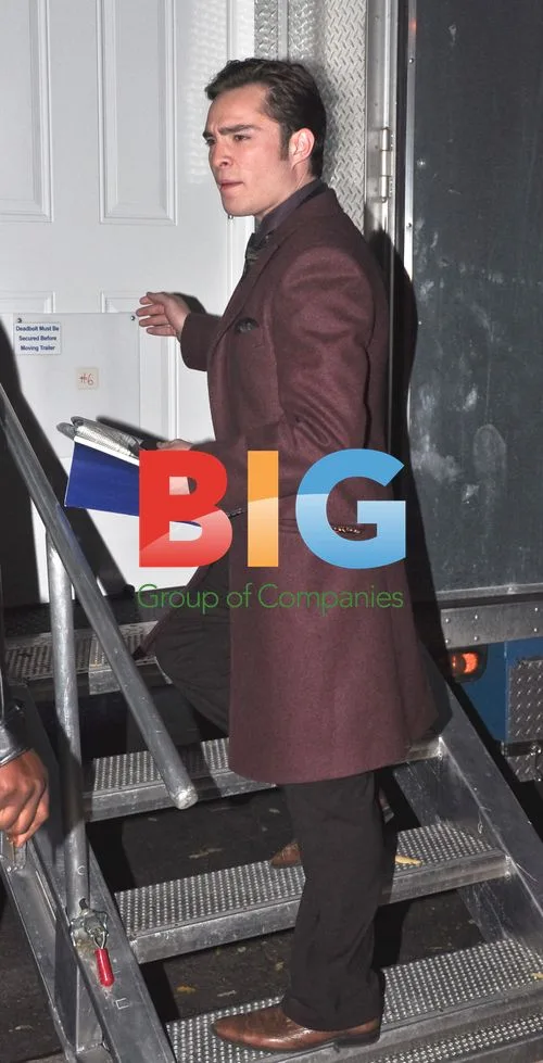 Ed Westwick on Gossip Girls set