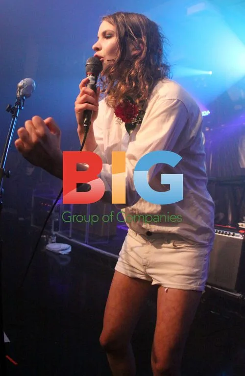 Coco Sumner Performs Live at Scala