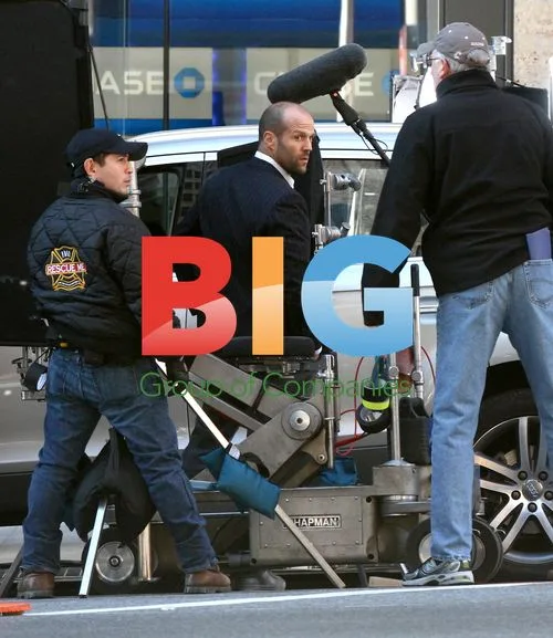 Jason Statham on set of 'Safe'
