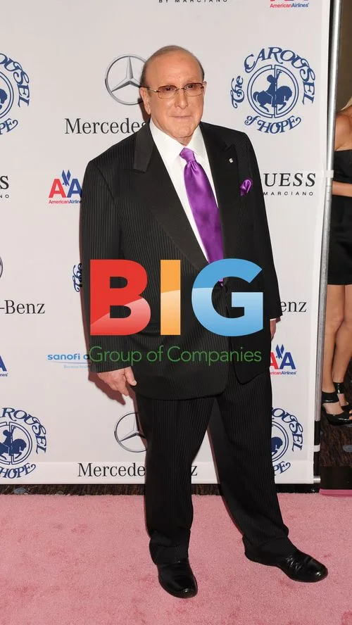 Clive Davis at 32nd Carousel of Hope Ball