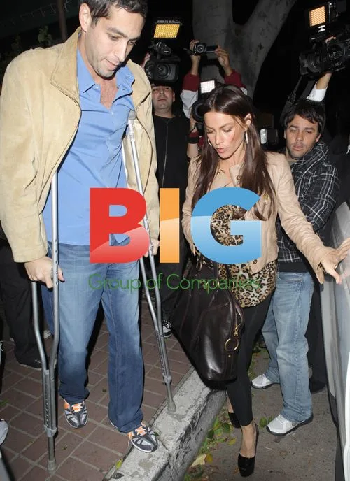Sofia Vergara and Nick Loeb Leave Restaurant