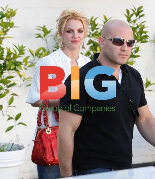 Britney Spears and Jason Trawick Shopping