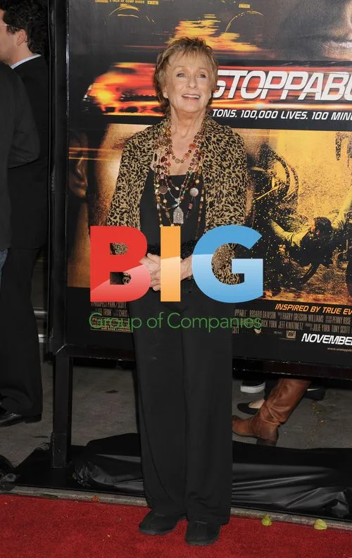Cloris Leachman at "Unstoppable" Premiere