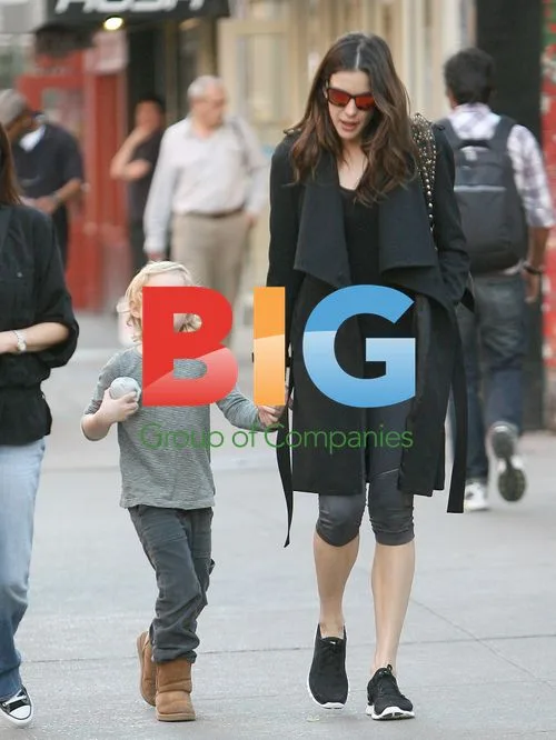 Liv Tyler picks up son Milo from school in NYC