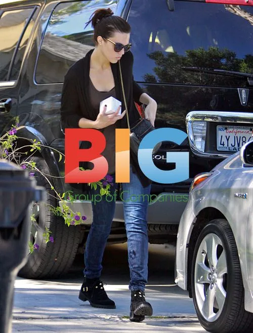 Mandy Moore Leaving Home After Skincare Treatment