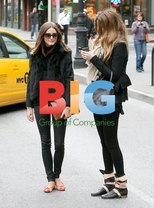 Olivia Palermo hails cab after lunch