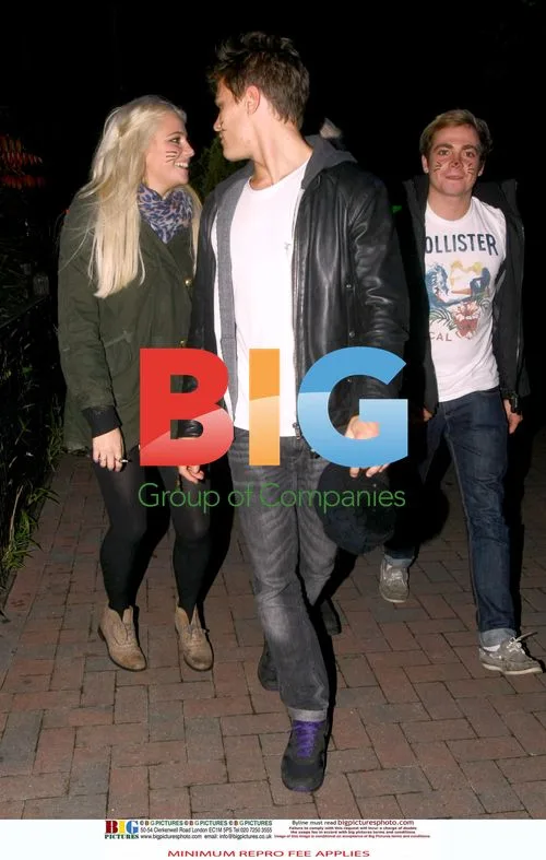 Pixie Lott and Family at Thorpe Park