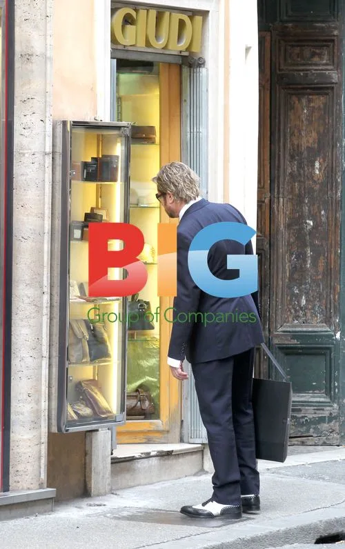 Simon Le Bon Shopping with Family in Rome
