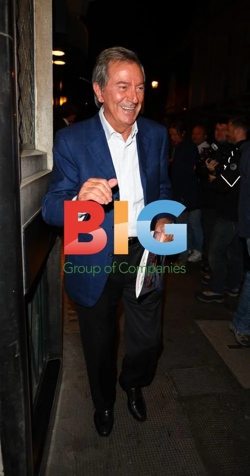 Des O'Connor at the Ivy Club