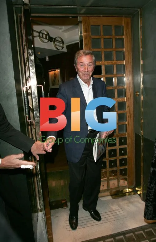 Des O'Connor at the Ivy Club