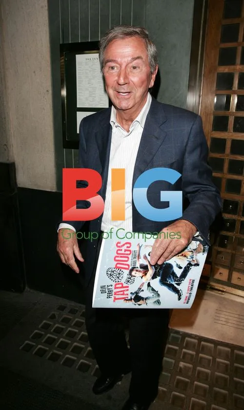 Des O'Connor at the Ivy Club