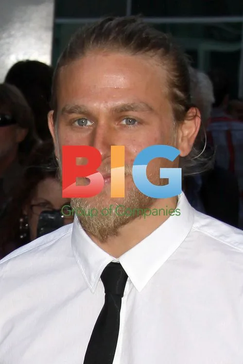 Charlie Hunnam at 'Sons of Anarchy' Premiere