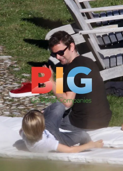 Kate Hudson and Matthew Bellamy in Swiss Alps