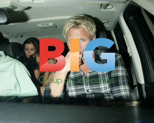 Victoria Beckham with Tania and Gordon Ramsay