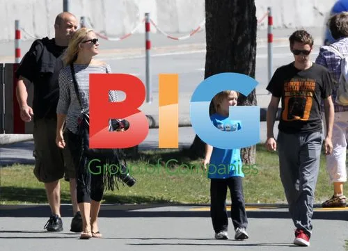 Kate Hudson and Matthew Bellamy Bike Ride in Swiss Alps