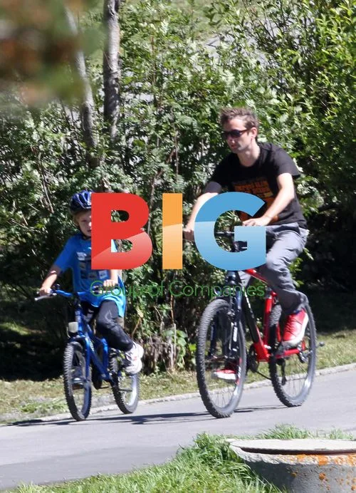 Kate Hudson and Matthew Bellamy Bike Ride in Swiss Alps