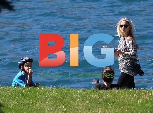 Kate Hudson and Matthew Bellamy bike ride