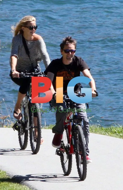 Kate Hudson and Muse's Matthew Bellamy bike ride in Swiss Alps
