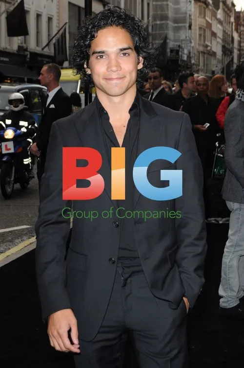 Reece Ritchie at Fashion's Night Out