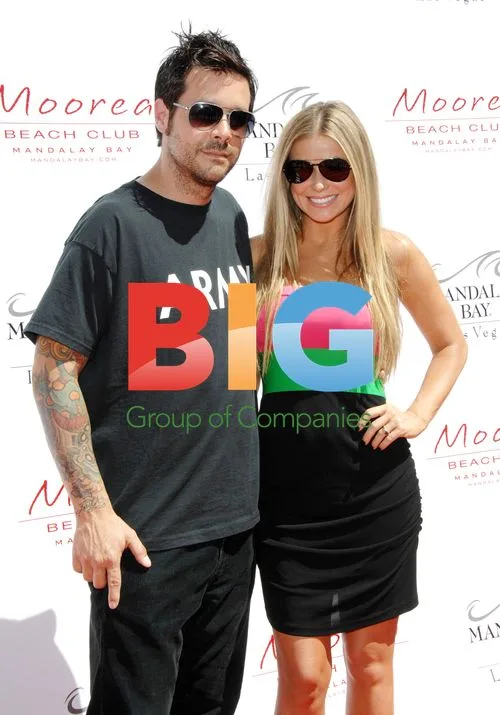 Carmen Electra and Rob Patterson at Moorea Beach Club
