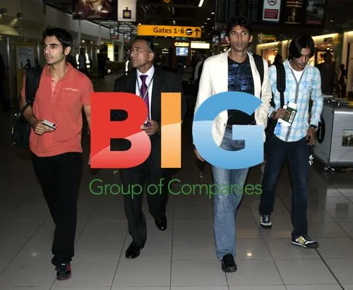 Pakistan Cricket Team Arrives in London