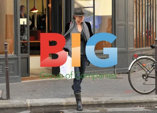 Marion Cotillard Shopping in Paris