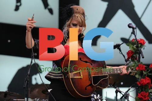 Nell Bryden Performing at BBC Radio 2 Concert