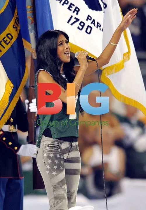 Nicole Scherzinger Performs at Jets Game