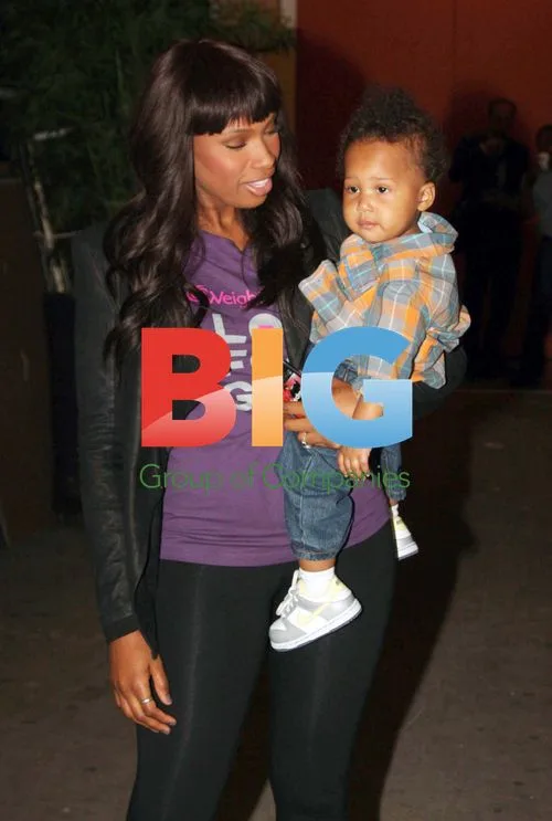 Jennifer Hudson with son on "Live with Regis & Kelly"